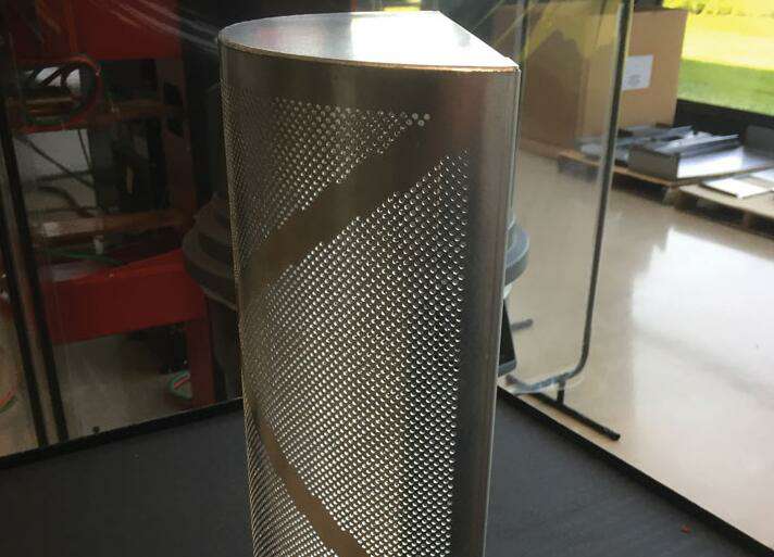 激光焊接技术随着钣金加工行业需求而高速发展-郑州邓浩现代农业科技有限公司 激光焊接技术随着钣金加工行业需求而高速发展-郑州邓浩现代农业科技有限公司